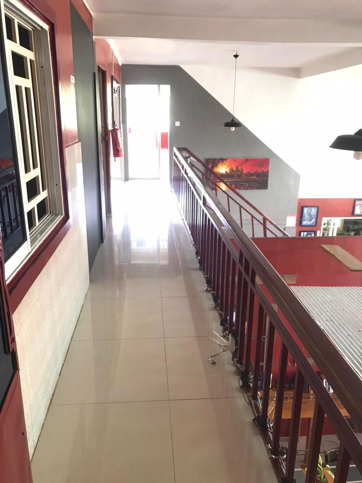 Route 76 Guest House Сенмонором Экстерьер фото