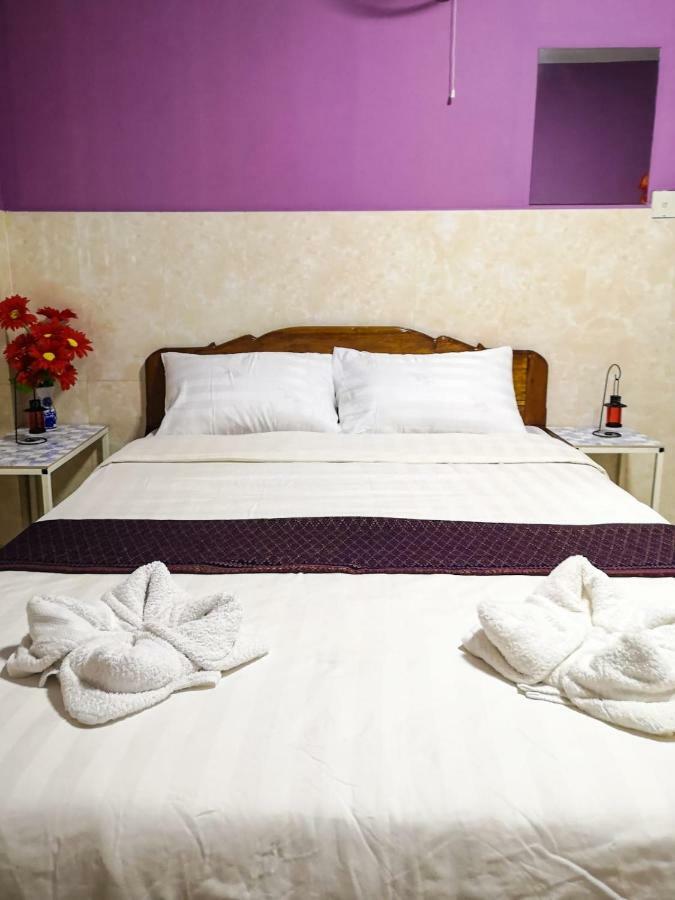 Route 76 Guest House Сенмонором Экстерьер фото