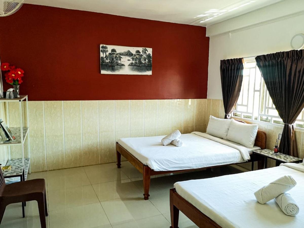 Route 76 Guest House Сенмонором Экстерьер фото